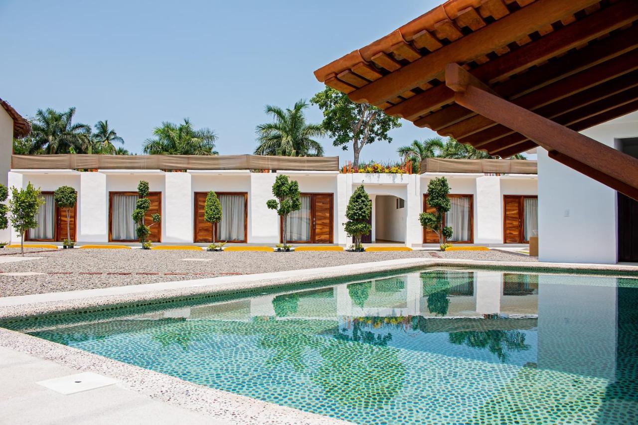 Hotel Casa Victoria Zihuatanejo Exterior foto